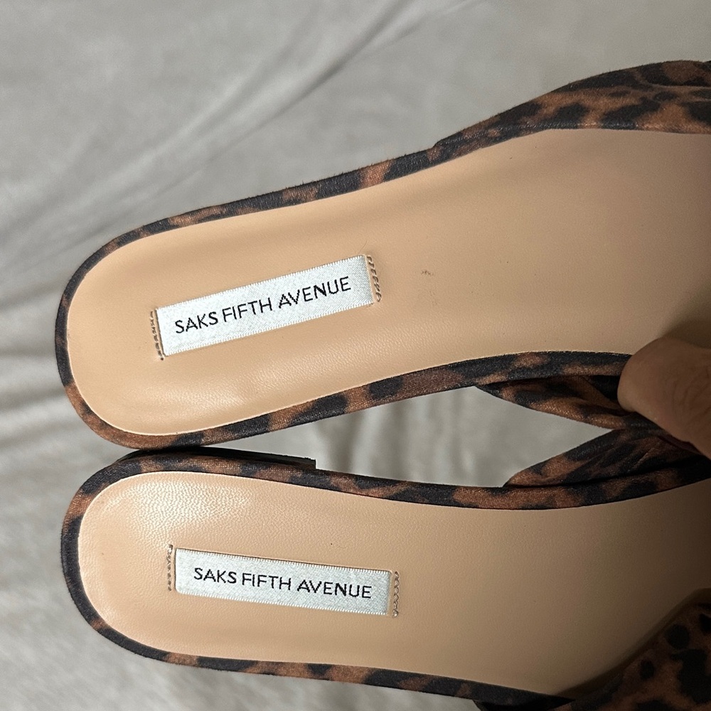 Saks Fifth Avenue River Leopard Print Sandals 8.5 - Picture 4 of 5
